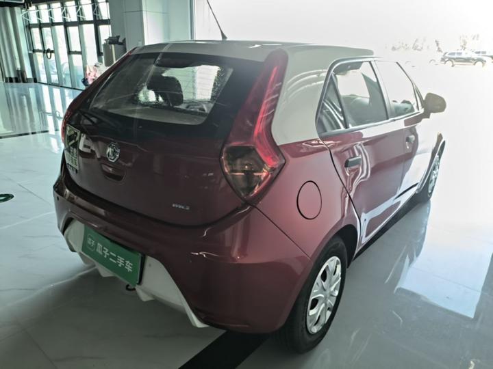 3 2016 1.3L AMT Comfort photo 4