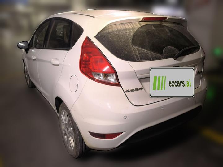 2013 Hatchback 1.5L AT Fashion photo 4