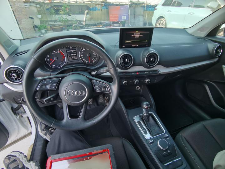 Q2L 2021 35 TFSI Progressive Dynamic photo 5