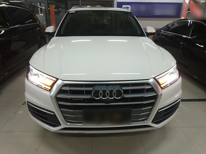 Q5L 2020 40 TFSI Progressive photo 2