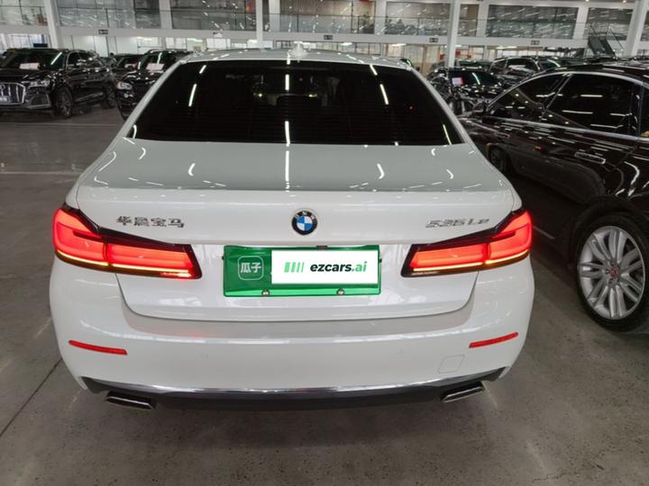 5 Series EV 2021 535Le Luxury photo 3
