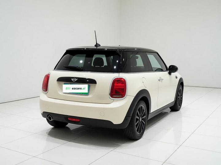 2019 1.5T COOPER Classic photo 6