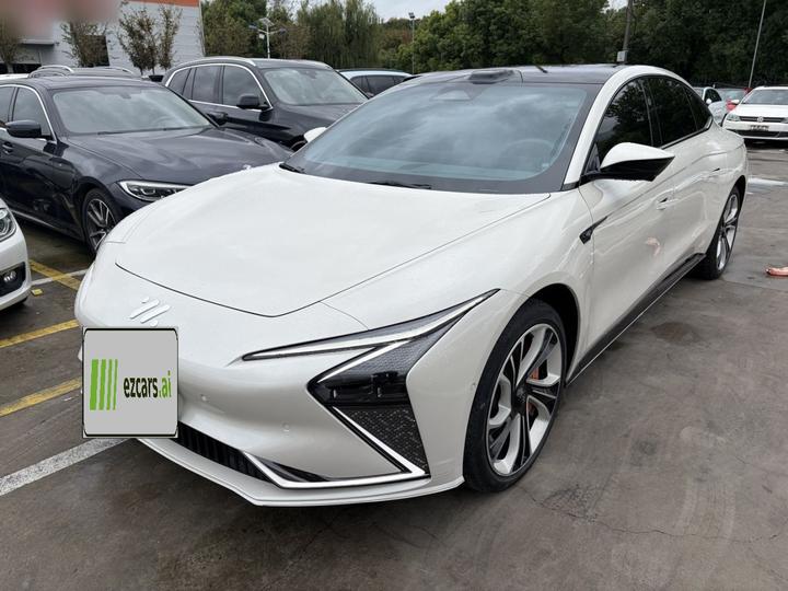 IM Motors L7 2022 Dynamic