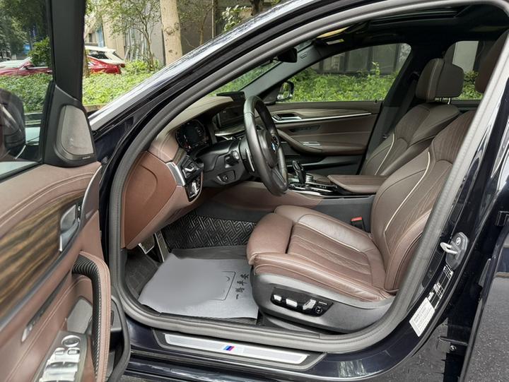 5 Series 2022 Facelift 530Li Exclusive M Sport Package photo 7