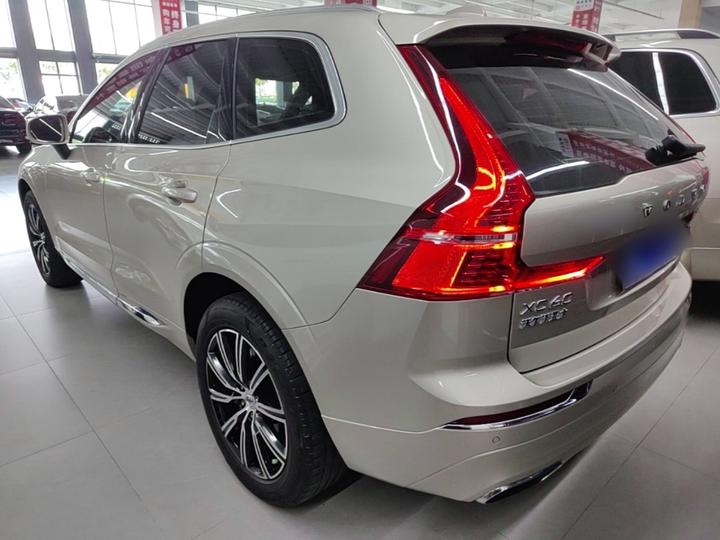 XC60 2021 T5 AWD Luxury photo 4