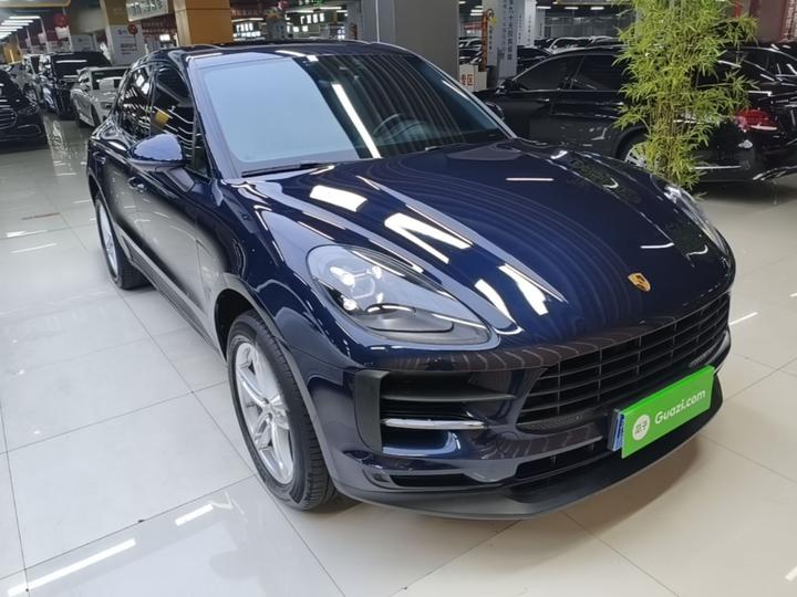 2021 Macan 2.0T photo 3
