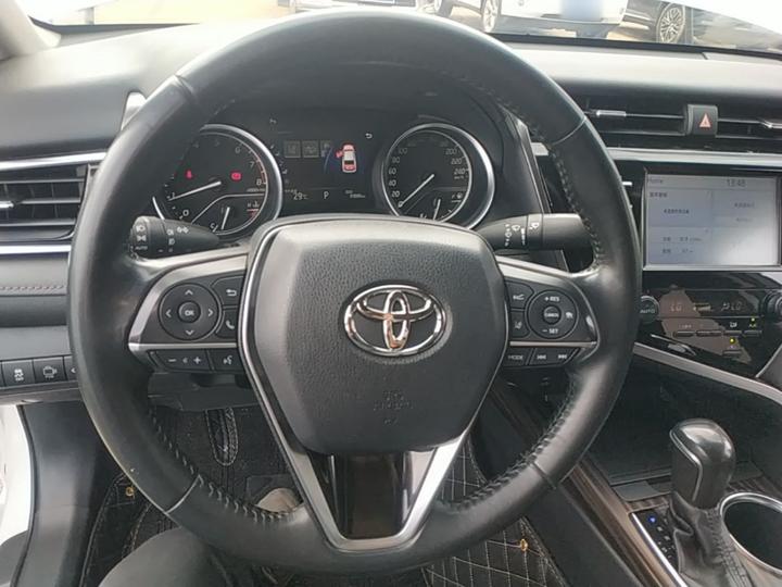 Camry 2018 2.0G Luxury photo 6
