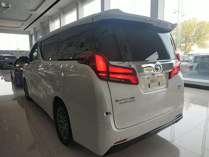 Alphard 2020 Hybrid 2.5L Premium photo 4