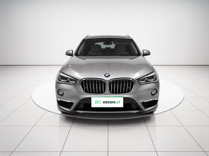 X1 2019 sDrive18Li Exclusive photo 2