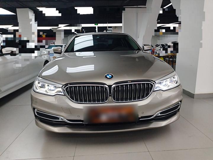 5 Series EV 2020 Upgraded 530Le Luxury photo 2