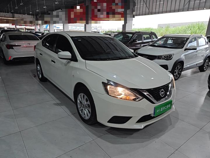 Sylphy 2022 Classic 1.6XE CVT Comfort photo 3