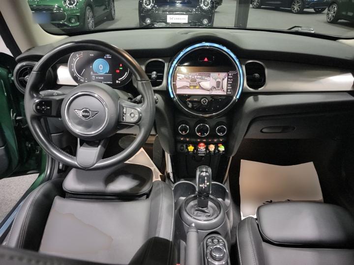 2022 1.5T COOPER photo 5