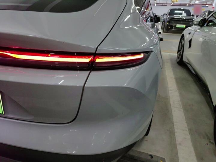 ET5 2022 75kWh photo 7