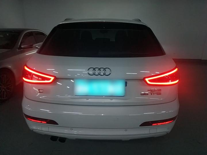 Q3 2015 35 TFSI Comfort photo 5