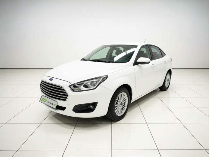 Escort 2015 1.5L AT Comfort