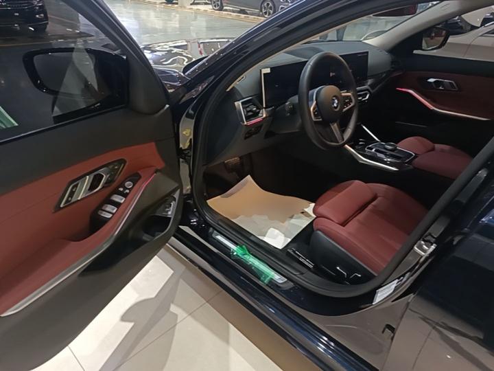 3 Series 2024 325Li M Sport Package photo 3