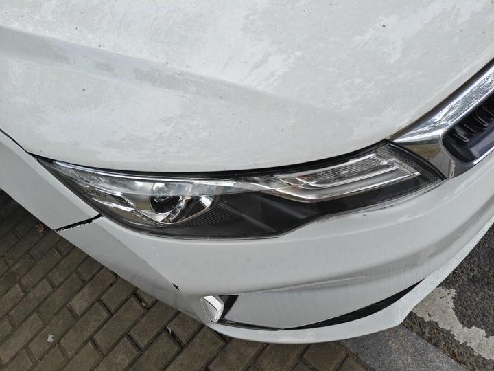 Emgrand GL 2020 1.4T CVT Premium photo 7