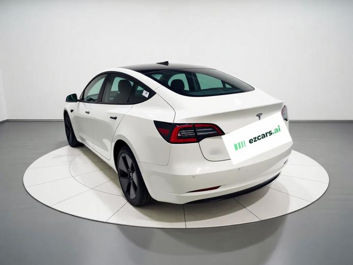 Model 3 2022 RWD photo 4