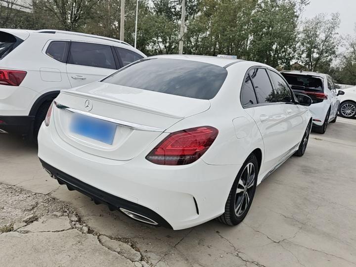 C-Class 2019 C 260 Sport photo 6