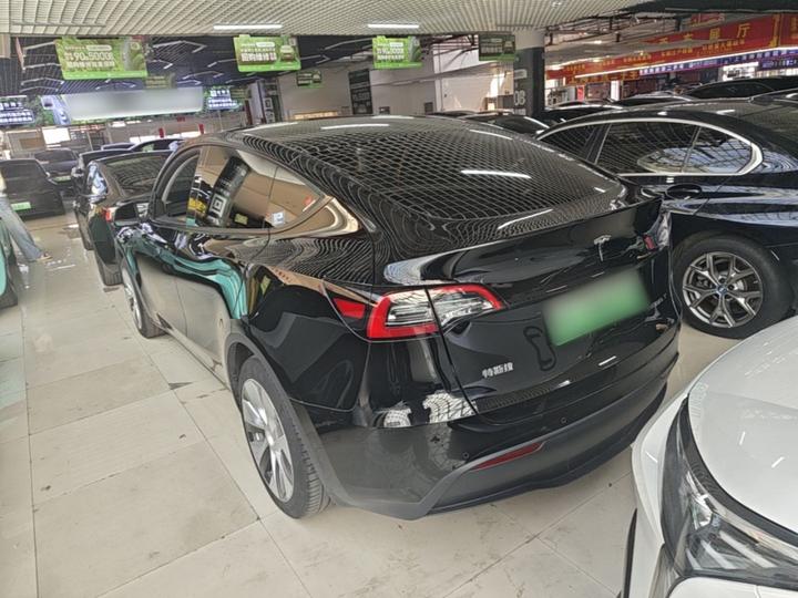 Model Y 2022 Facelift RWD photo 4