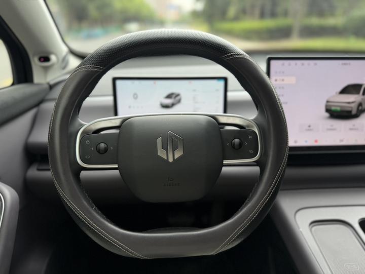 Leapmotor C16 2024 EV 520 Exclusive photo 2