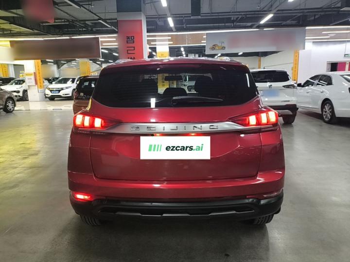 BAIC X3 2019 1.5T MT Honor photo 3