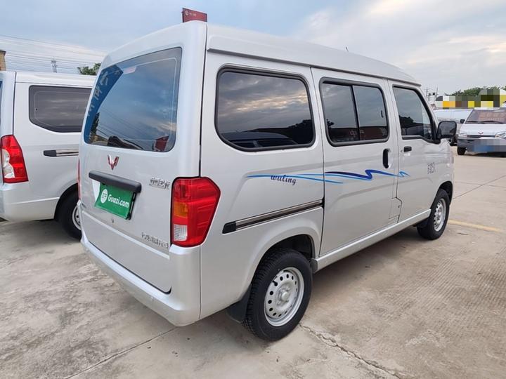Wuling Zhiguang 2023 1.5L 5/7-Seater photo 4