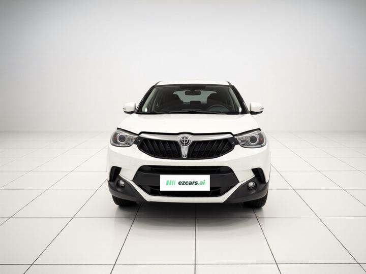 Zhonghua V3 2015 1.5L MT photo 2