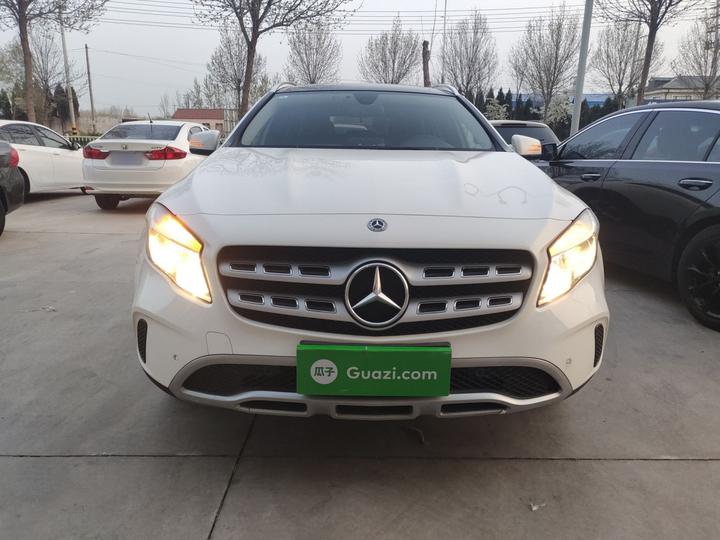 GLA 2017 GLA 200 Dynamic photo 2