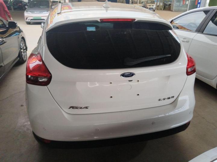 Focus 2020 Hatchback Classic 1.5L AT photo 4