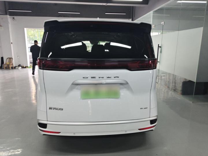 D9 2022 EV 620 Premium photo 5
