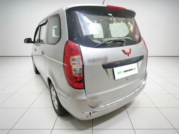 Wuling Hongguang 2014 1.2L Base IV photo 4