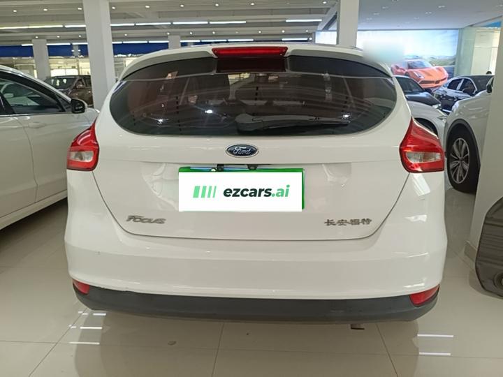 Focus 2017 Hatchback 1.6L AT Comfort photo 5