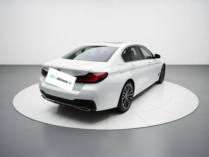 5 Series 2021 Facelift 530Li Leading M Sport Package photo 4