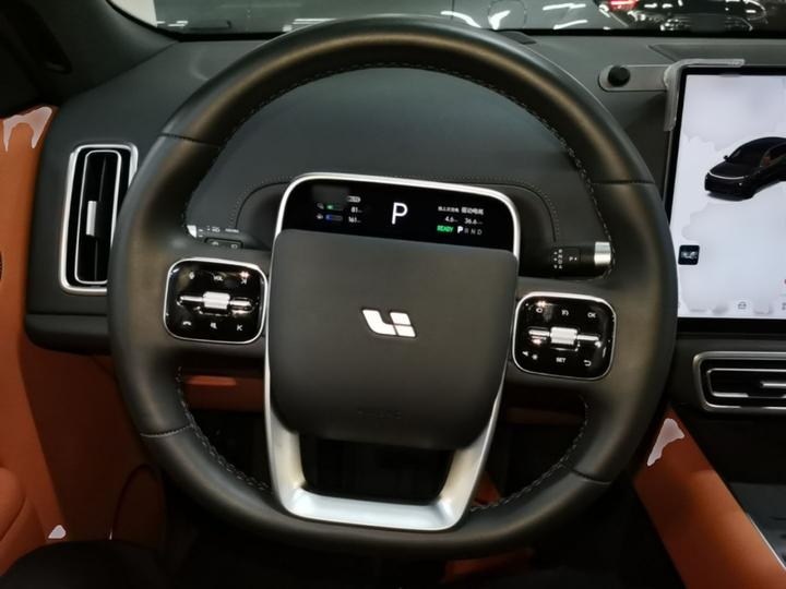Li L8 2025 Max Smart Refresh Edition photo 2