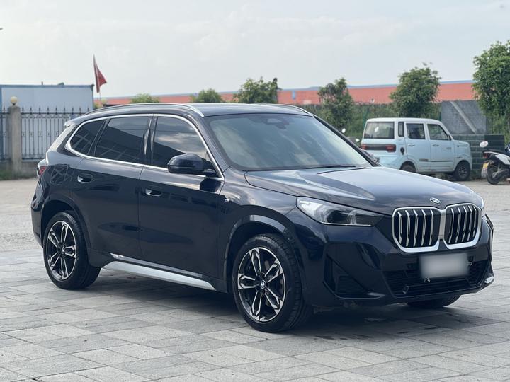 X1 2023 sDrive25Li M Sport Package photo 3