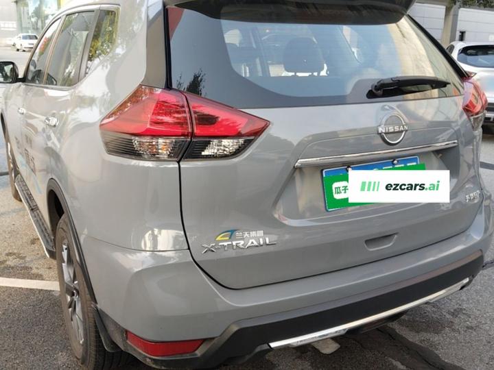 X-Trail 2025 2.0L RWD Leading photo 4