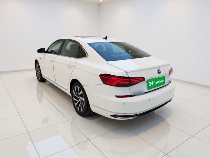 Passat EV 2020 430PHEV Hybrid Luxury China VI photo 4