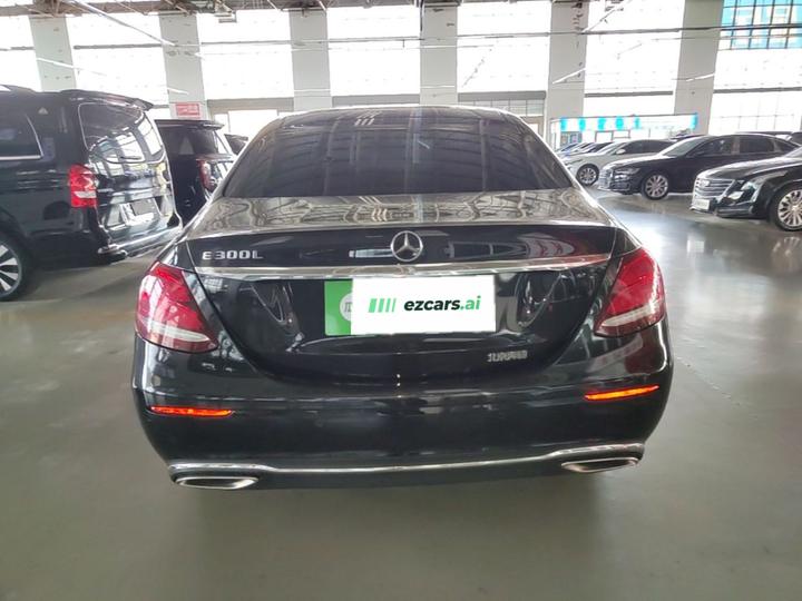 E-Class 2020 Facelift E 260 L photo 5