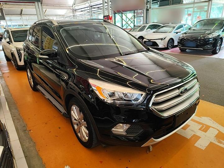 Kuga 2017 EcoBoost 180 RWD photo 3