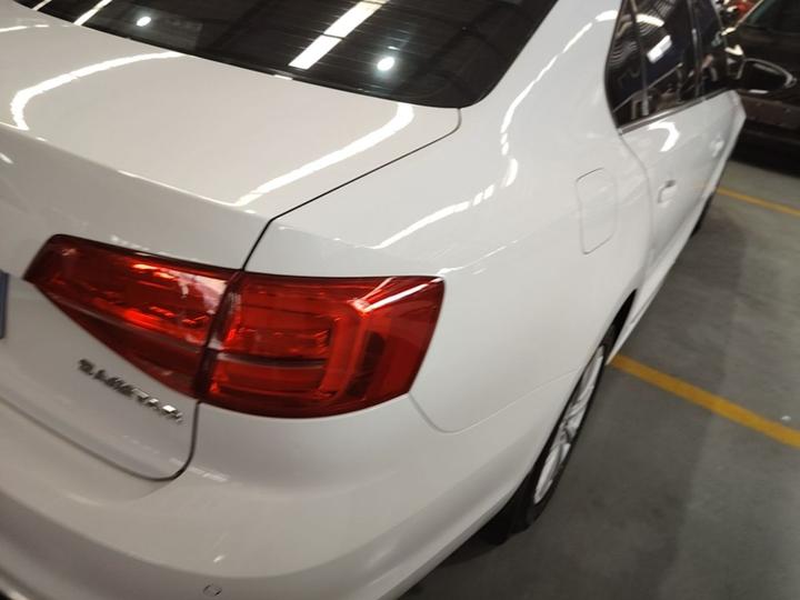 Sagitar 2015 1.6L AT Comfort photo 7