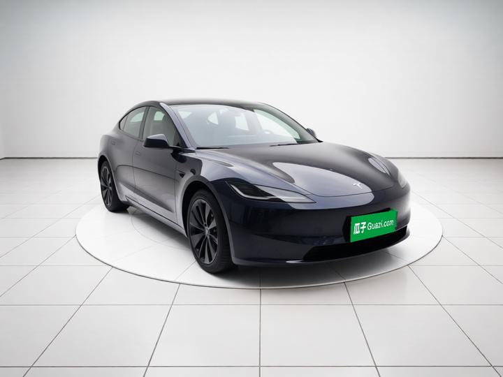 Model 3 2025 RWD photo 3