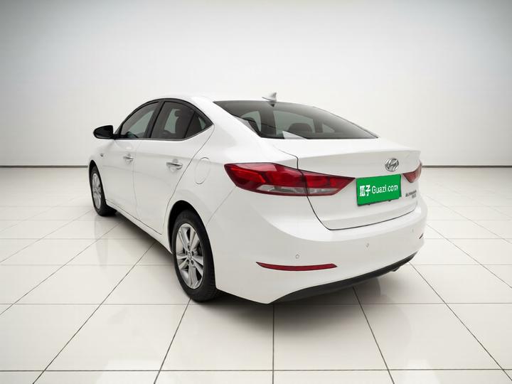 Elantra 2016 1.4T DCT Elite photo 4