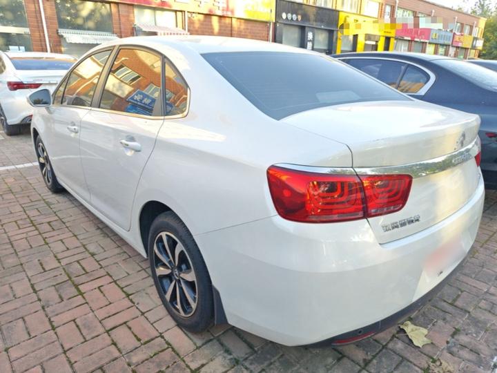 C4 2016 1.6L AT Luxury photo 4