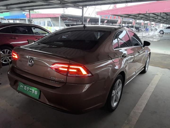 Lamando 2015 280TSI DSG Comfort photo 6