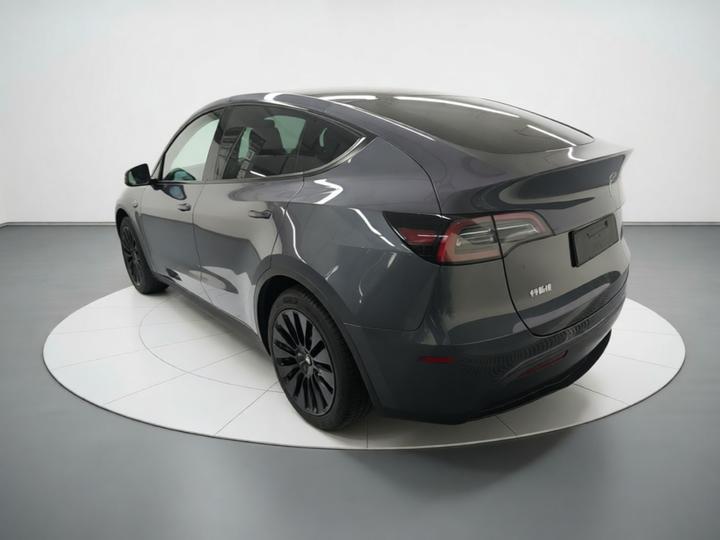 Model Y 2022 Facelift RWD photo 4