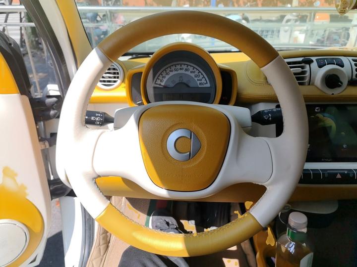 fortwo 2013 1.0 MHD Special photo 3