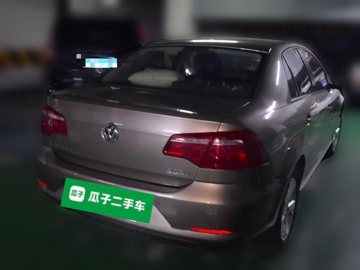 Bora 2014 1.6L MT Comfort photo 6