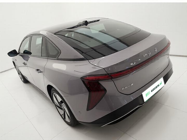 EH7 2025 640 AWD photo 4