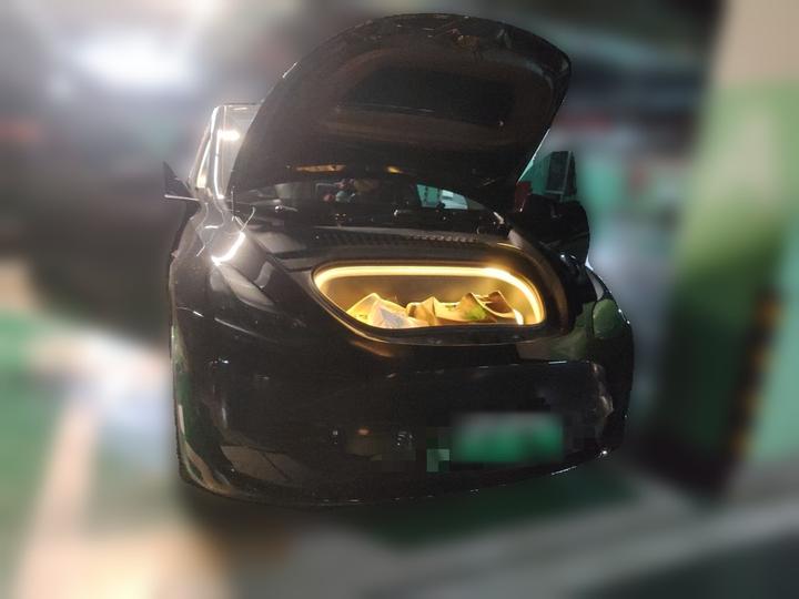 Model Y 2023 RWD photo 2
